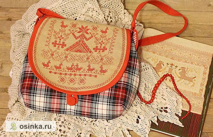 Фото. Сумка "Каргополочка" из натуральных тканей:  2 вида габардина, двунитка крашеная, хлопок корейский. Дизайн по мотивам каргопольской строчной вышивки.   Автор работы - marimay