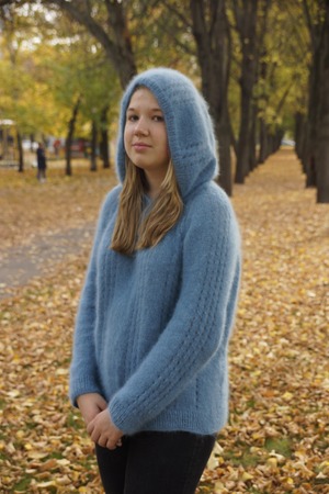 Фото. Худи "Furry hoodie" по описанию Ксении Маликовой.   Автор работы - Светулькин