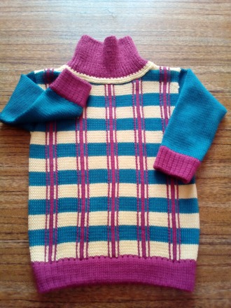 Фото. Детский свитерок.   Автор работы - Nataya koval