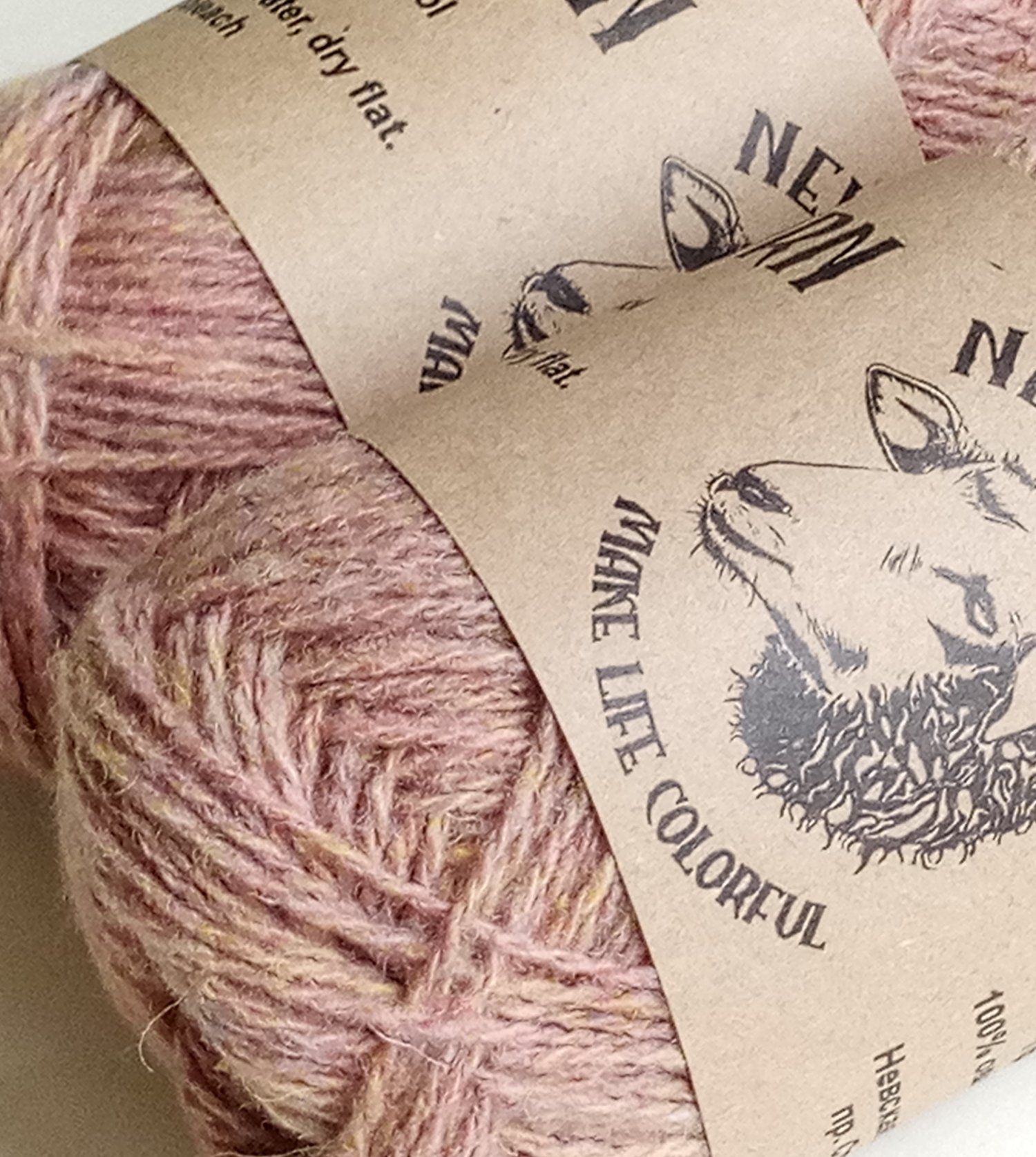 Пряжа Neva Yarn, 100% овечья шерсть тонкорунных пород