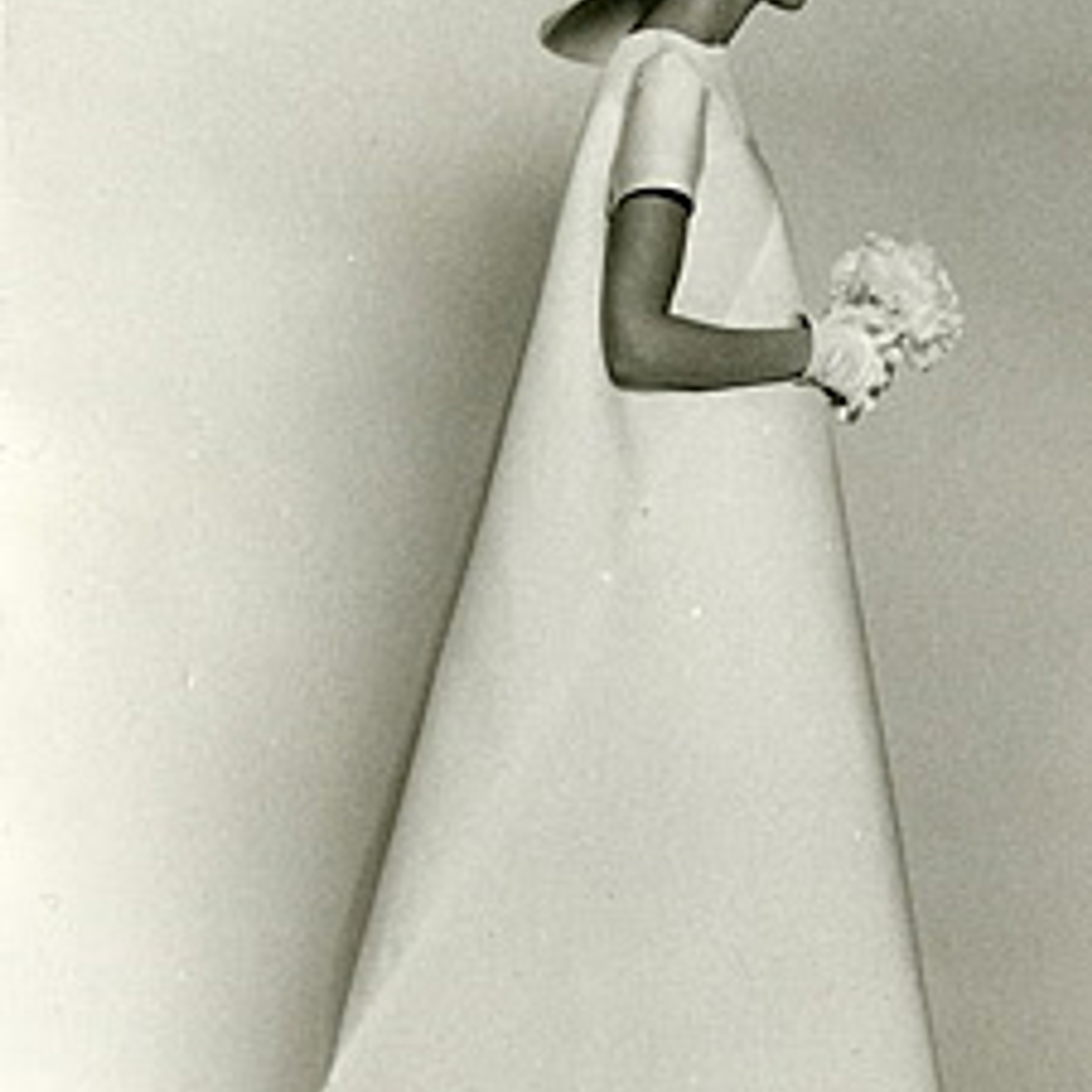 Фото 13. Свадебное платье. Белый шелковый сатин и белый шелк газар.1968 г.