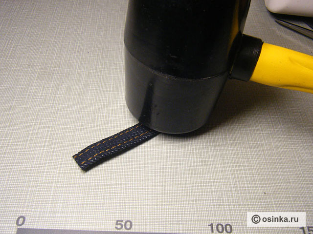 10. Подгибаем припуски, чтобы они лежали ровно, припуски можно приутюжить или постучать по ним киянкой.