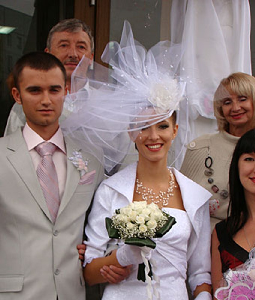 Белый свадебный букет невесты