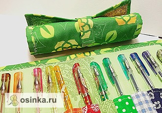 Фото. А в таком вот разноцветном пенале удобно хранить цветные карандаши. Автор - Ольга Волк .