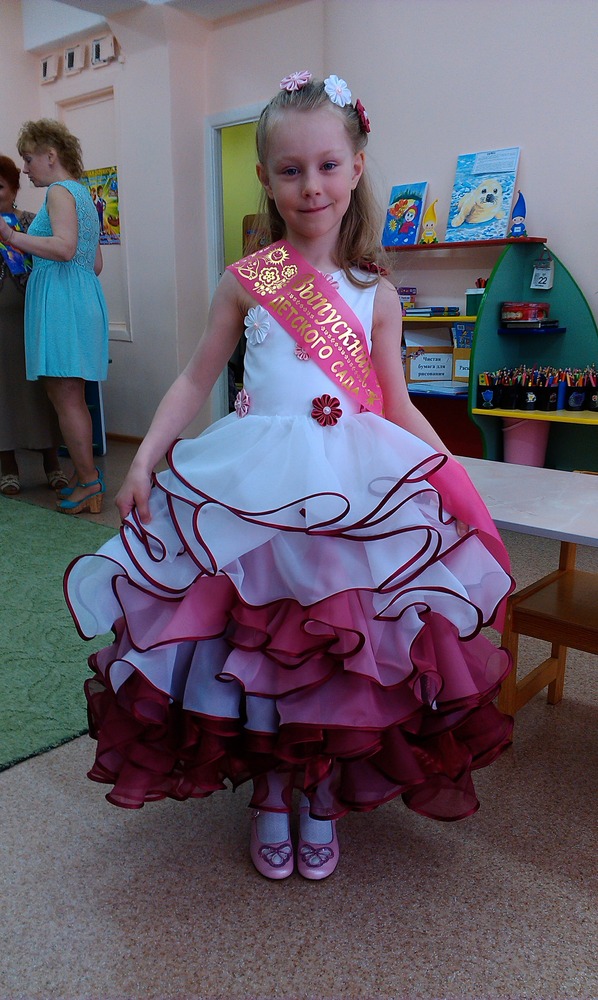 Фото. Выпускное платье: принцесса при полном параде! Автор работы - Marika@