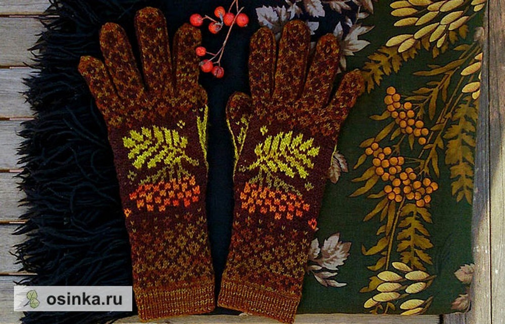 Фото. Перчатки Rowan Gloves by Natalia Moreva. Пряжа Wollmeise Pure, 150г/525м, использовано 5 цветов. Автор работы - Lucciola
